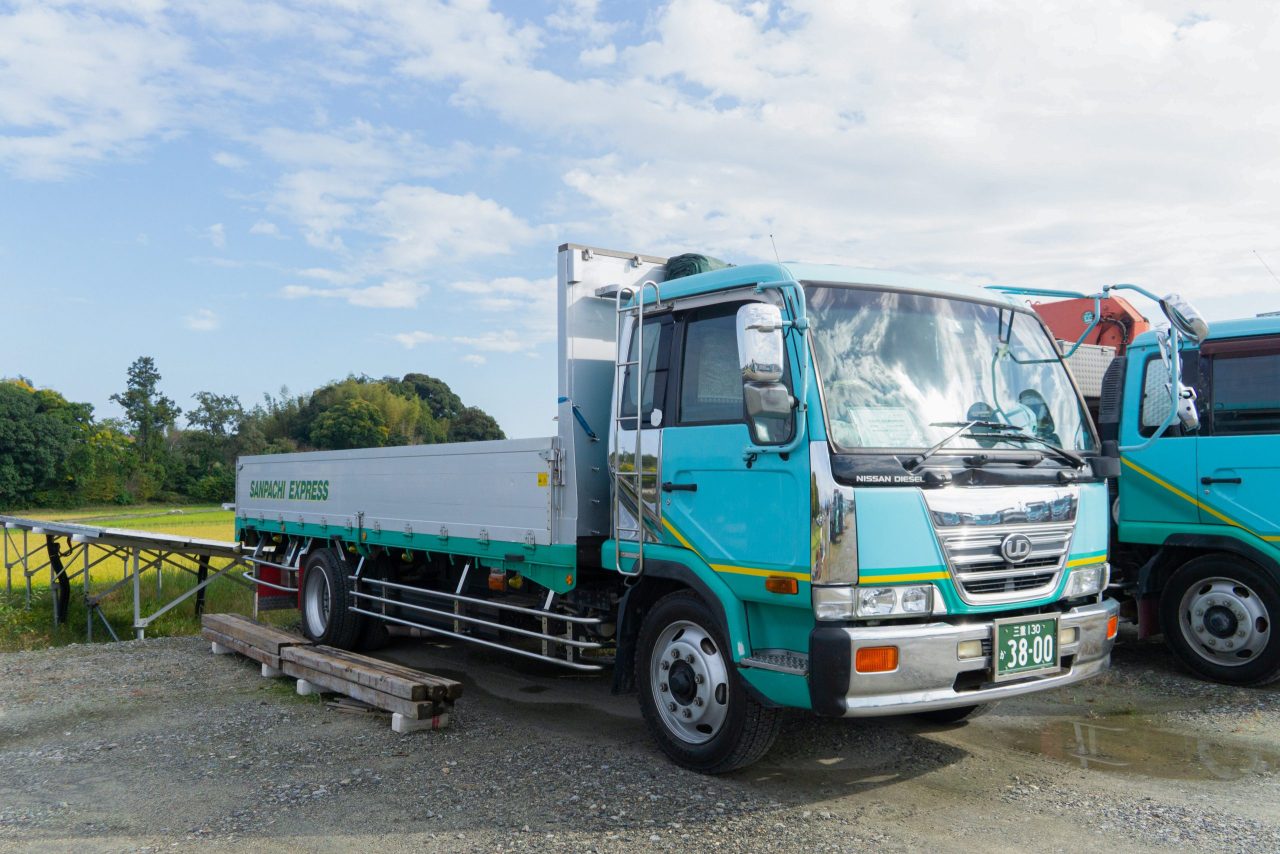 8トン平トラック