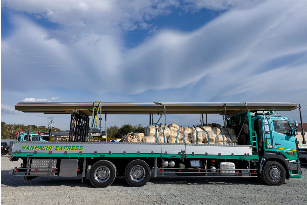 long_flatbed_trailer1