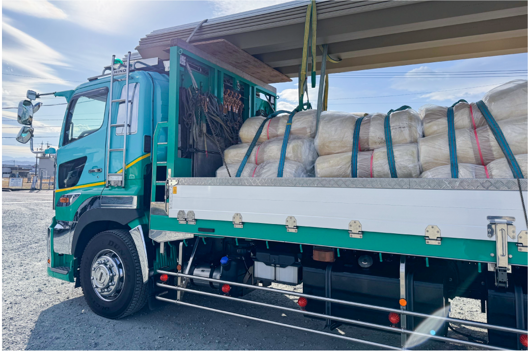 long_flatbed_trailer2